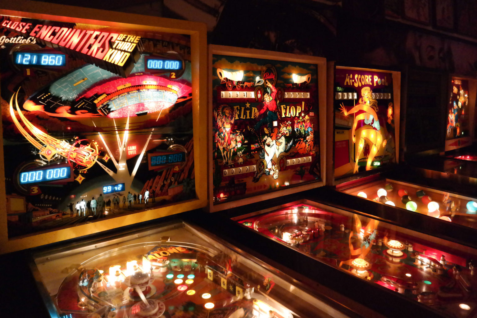 YEGPIN Pinball & Arcade Expo Edmonton Pinball & Classic Arcade Expo